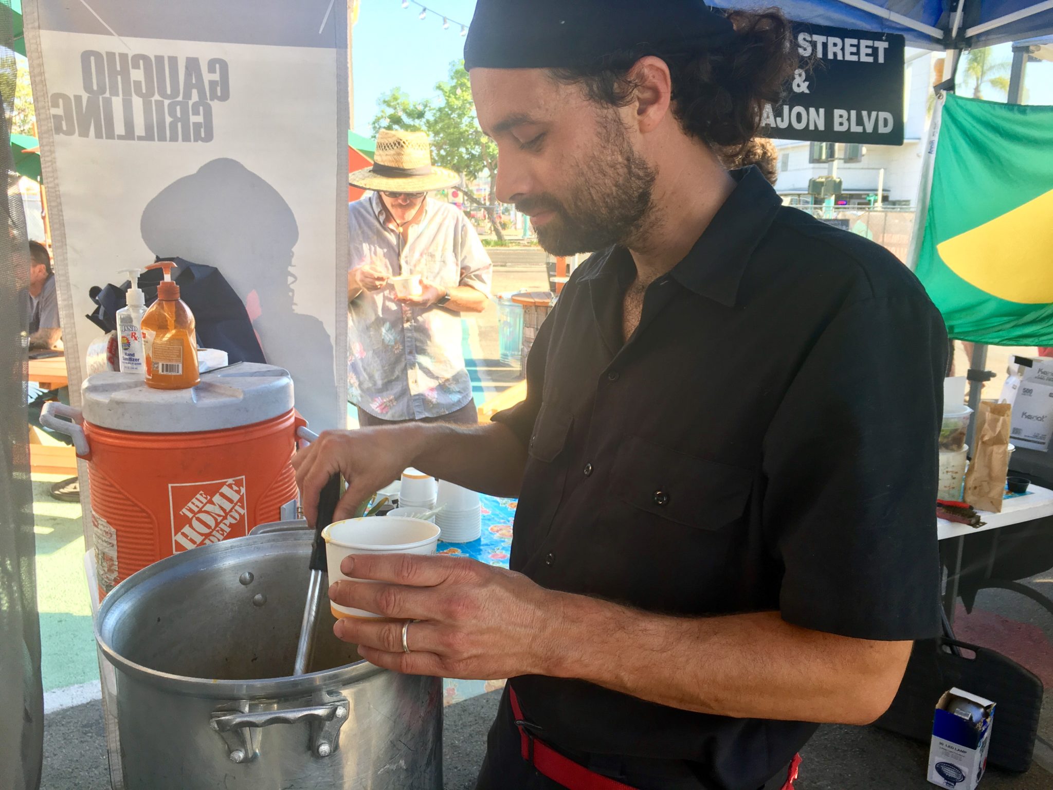 Jardel Silva food vendor at Fair@44