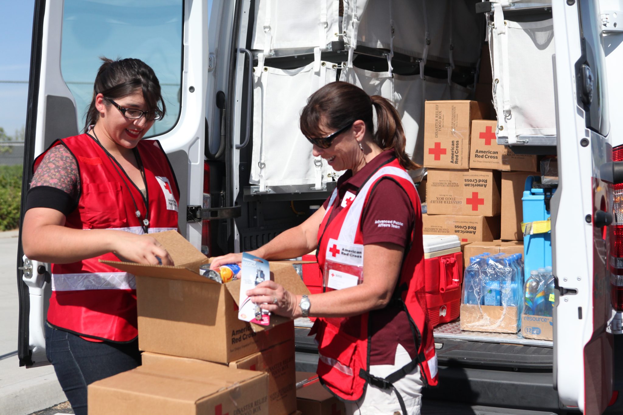 Red Cross workers provide disaster response after the May 2014 Cocos Fire