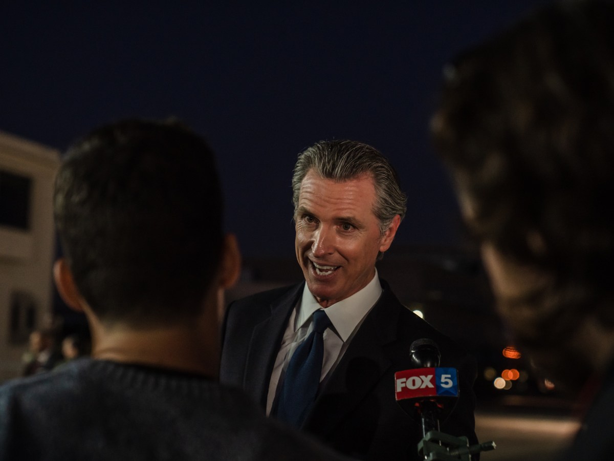 Sacramento Report: The Fight Over State vs. Federal Powers