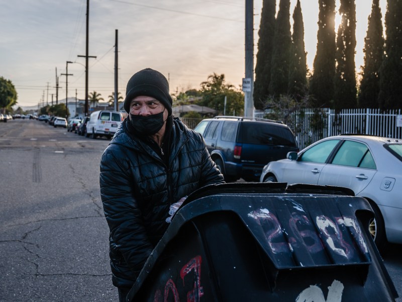 Renato Gabriel of Grant Hill rolls out his trash bin on Jan. 18, 2023. / Ariana Drehsler