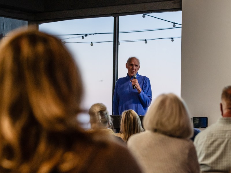 Bill Walton speaks at Mission Beach Town Council meeting on Oct. 2, 2023.