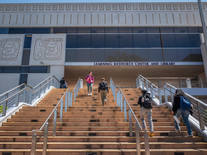 Community college students at Southwestern College in Chula Vista on April 9, 2025. / Photo by Vito di Stefano for Voice of San Diego