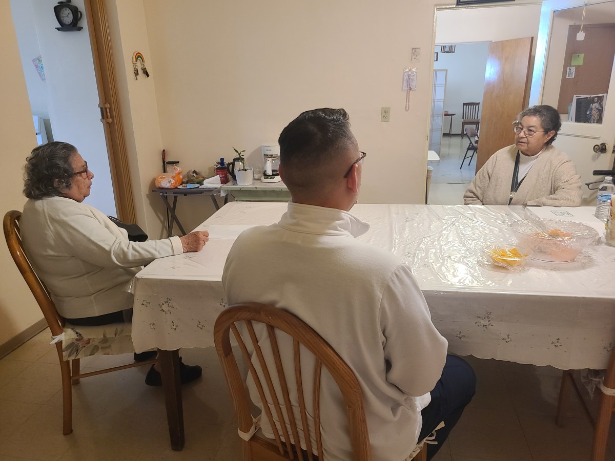 Border Report: Asylum Seekers Stuck in Mexico Turn to Other Countries for Help