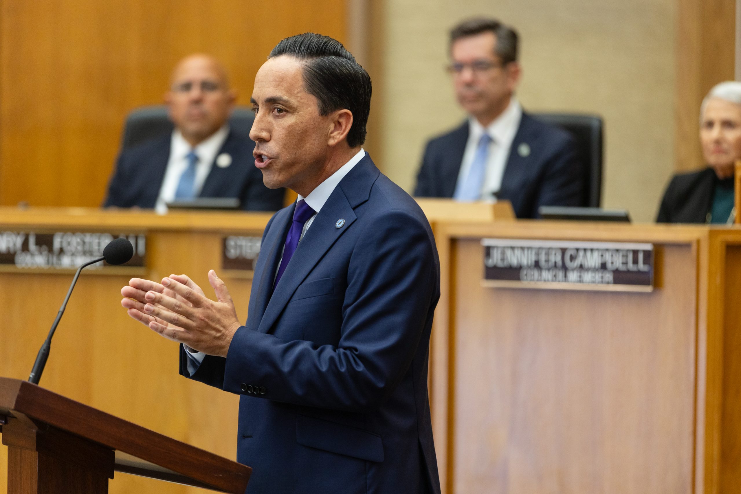 Morning Report: Mayor Defiant on Progress