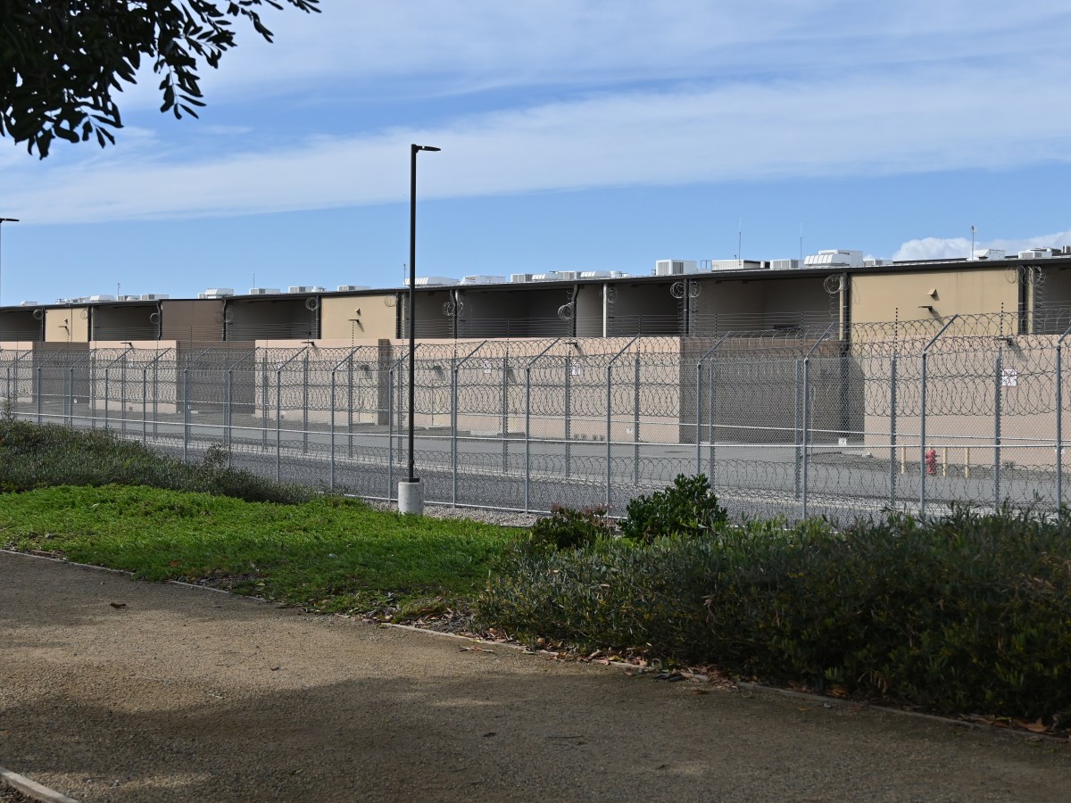Border Report: Immigration Detention Sale Heightens Safety Concerns