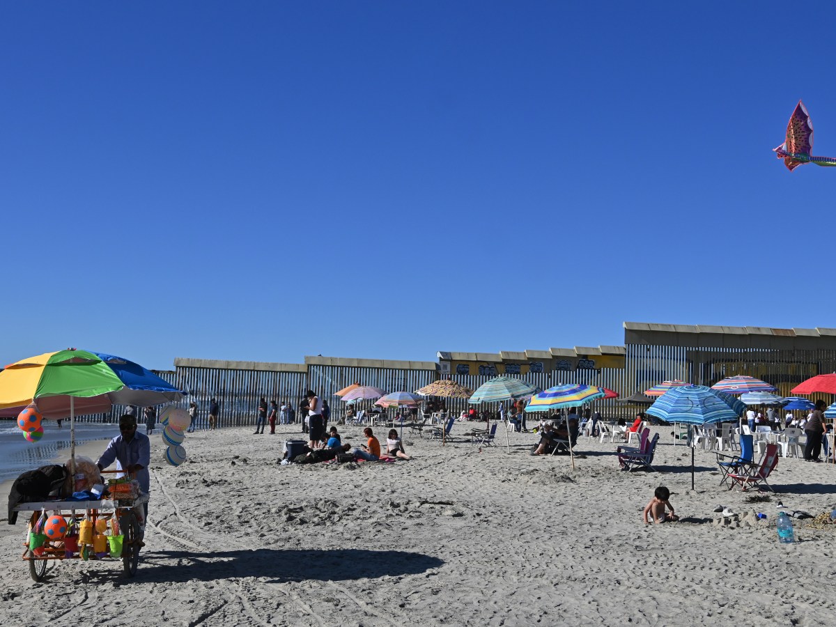 Border Report: Mexico’s Dirtiest Beaches