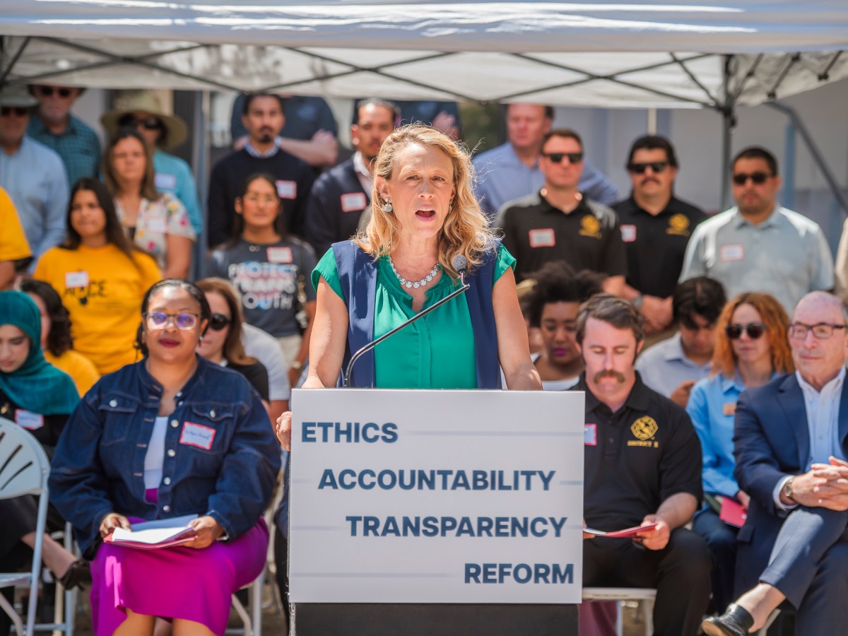 Proposed County Gov Reforms Would Give Supervisors More Power